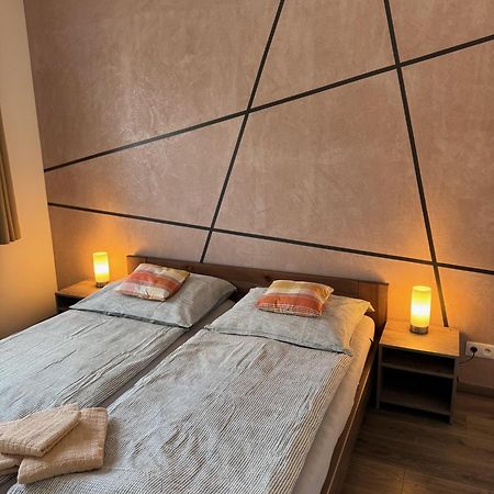 Apartmany Catalina Nesvady Bagian luar foto