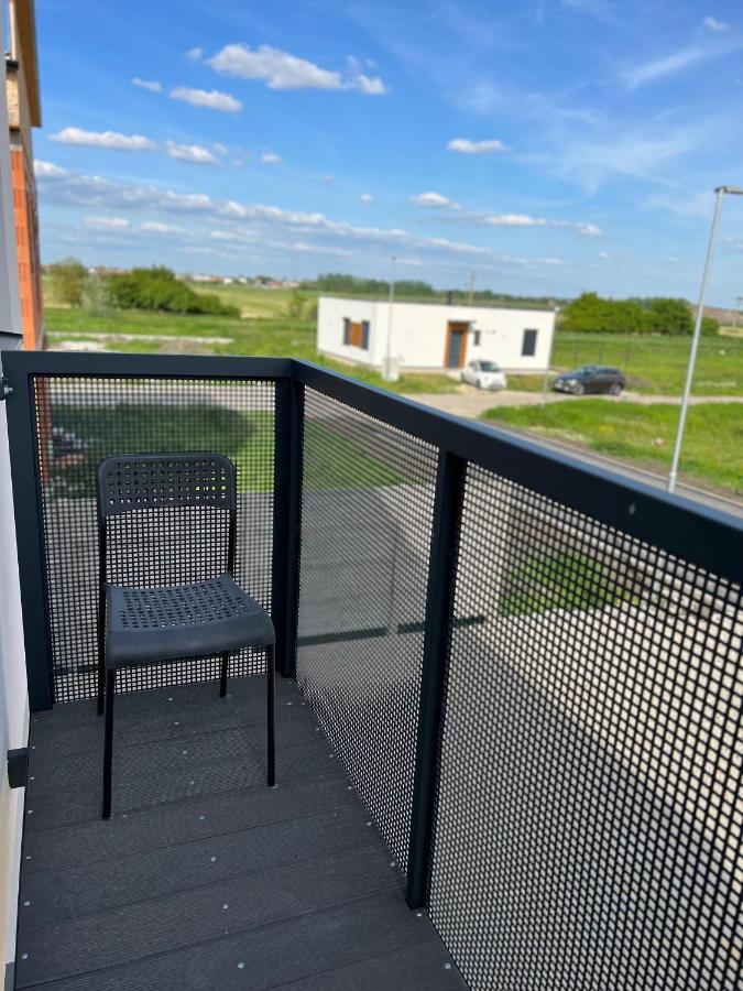 Apartmany Catalina Nesvady Bagian luar foto