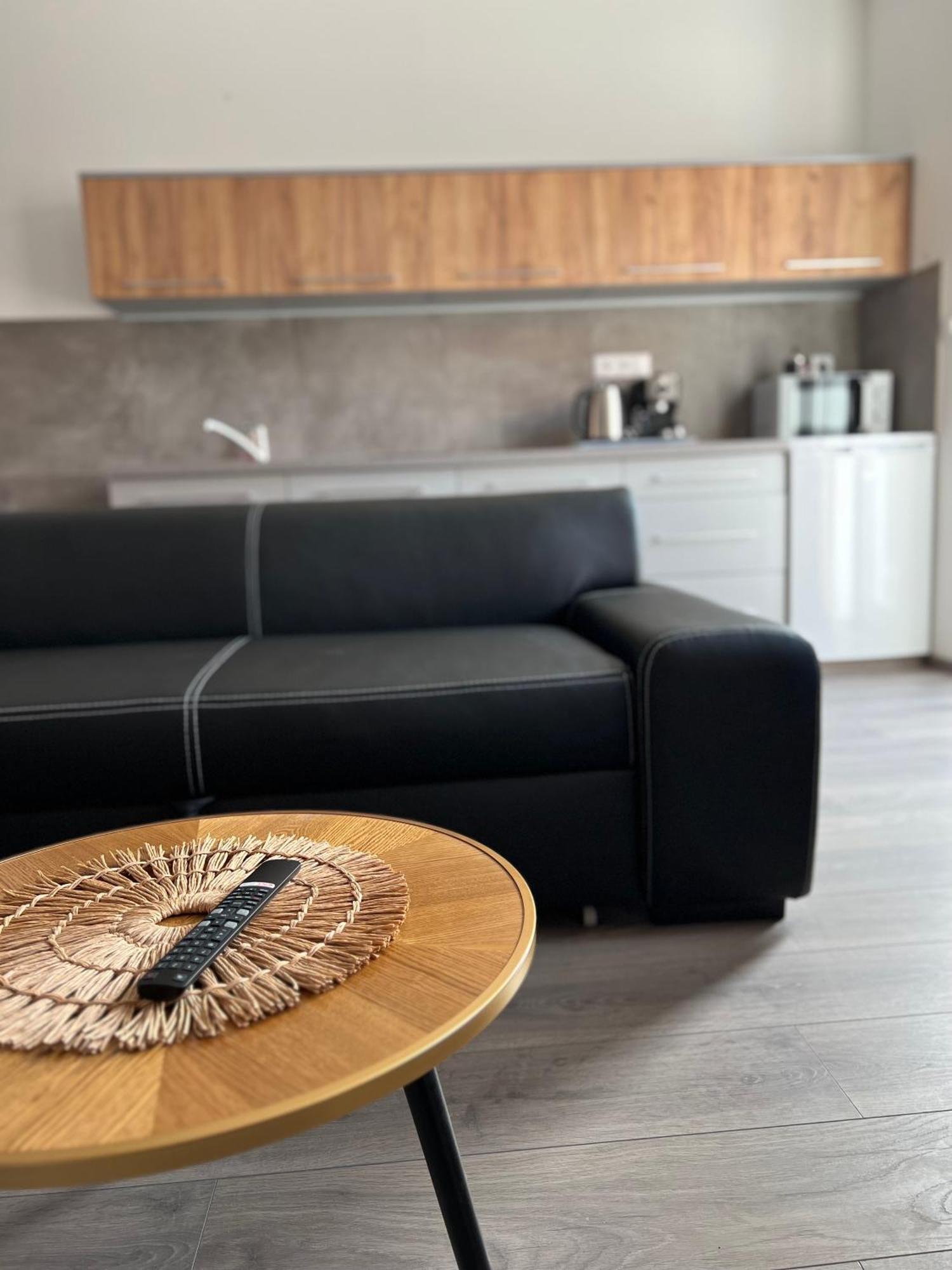 Apartmany Catalina Nesvady Bagian luar foto