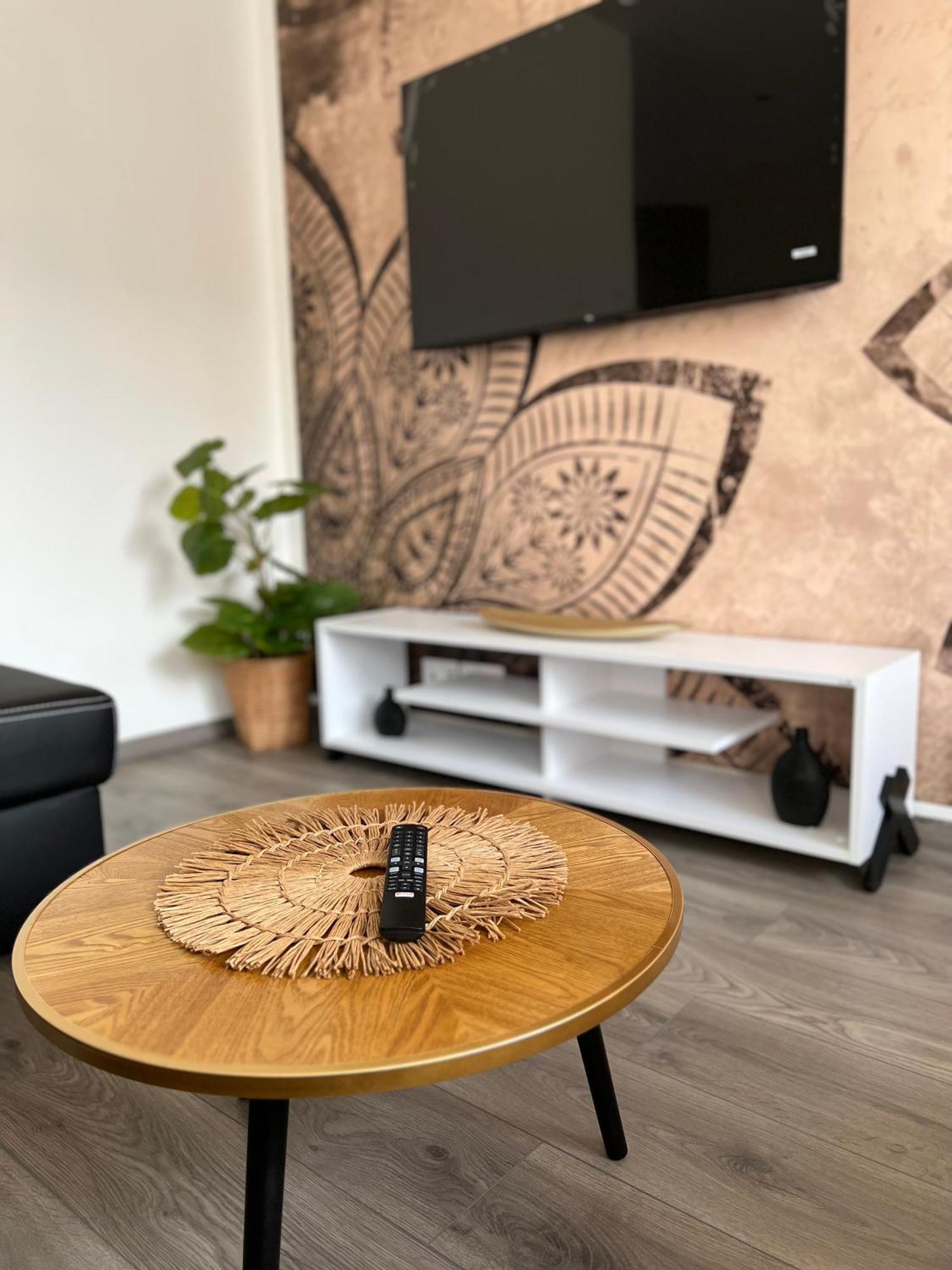 Apartmany Catalina Nesvady Bagian luar foto