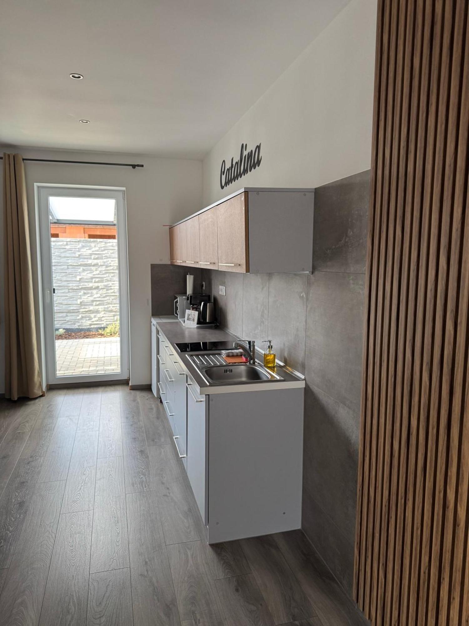 Apartmany Catalina Nesvady Bagian luar foto
